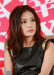 赵薇跌落谷底！口碑、婚姻皆失，还被传卷入跨境黑金链