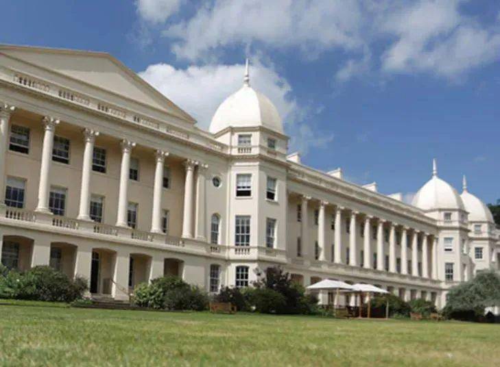 英国会计与金融硕士专业排名_英国Top10会计与金融大学申请要求_英国qs金融专业排名
