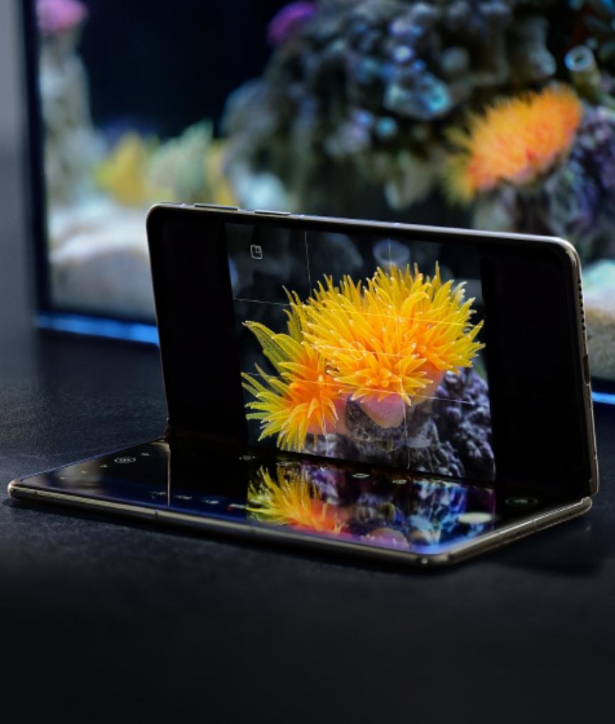 华为哪款手机适合炒股_华为折叠屏手机_华为折叠屏手机形态