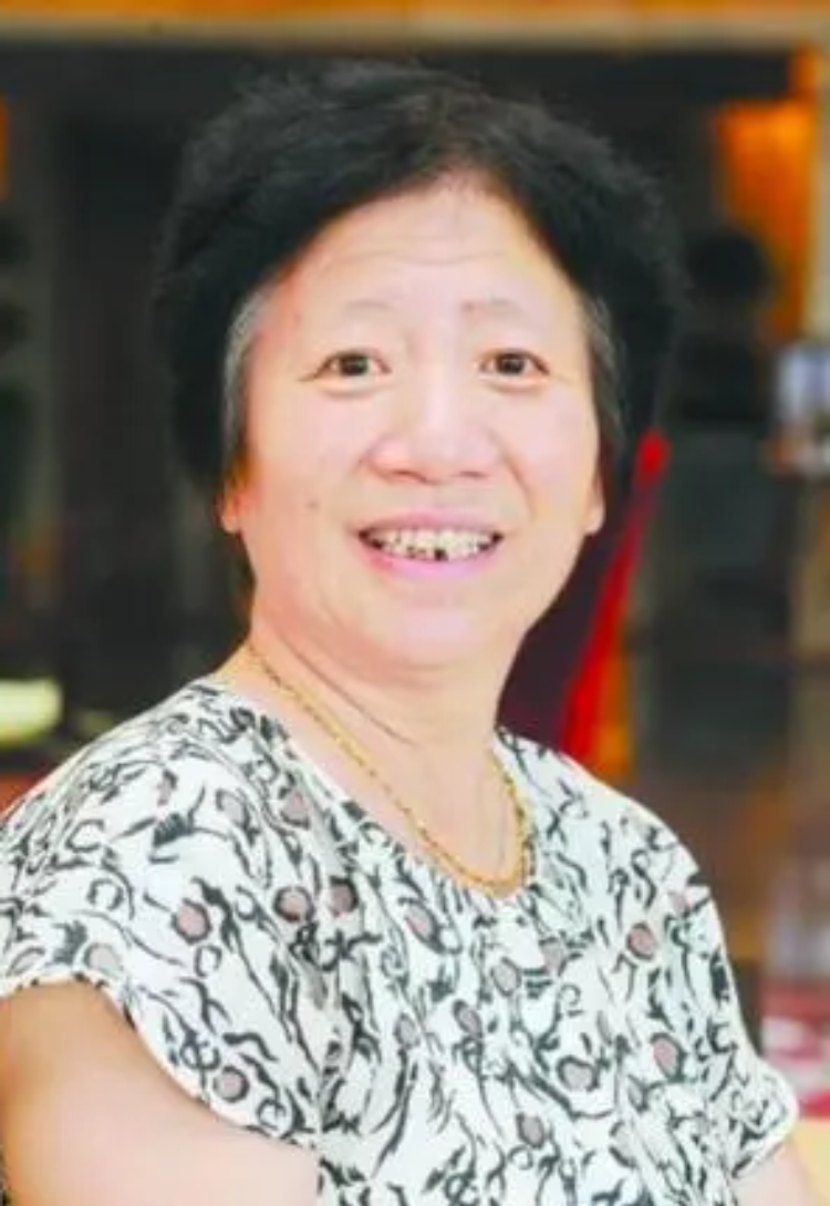 a股民村长_上海爷叔 股神奶奶 A股市场