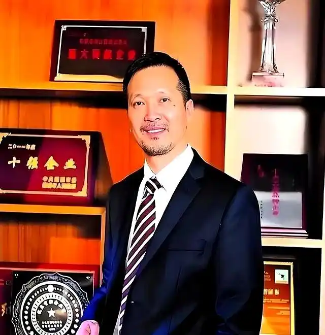 公牛集团股价下跌原因_公牛集团转型新能源业务分析_公牛炒股 倒闭